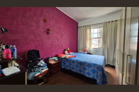 Casa à venda com 350m², 5 quartos e 3 vagas Casa à venda com 350m², 5 quartos e 3 vagasQuarto - Casa 3