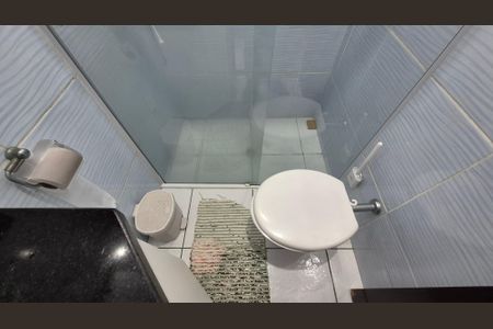 Casa à venda com 350m², 5 quartos e 3 vagas Casa à venda com 350m², 5 quartos e 3 vagasBanheiro