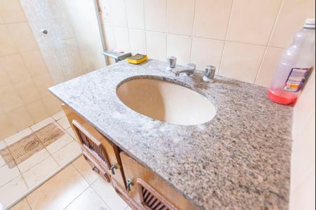 Casa à venda com 270m², 4 quartos e 4 vagas Casa à venda com 270m², 4 quartos e 4 vagasBanheiro