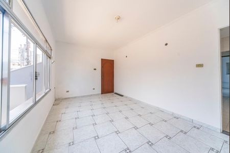 Casa à venda com 270m², 4 quartos e 4 vagas Casa à venda com 270m², 4 quartos e 4 vagasSala