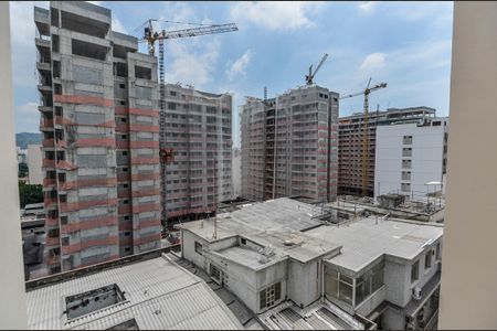 Apartamento à venda com 75m², 3 quartos e 1 vaga Apartamento à venda com 75m², 3 quartos e 1 vagaSuíte