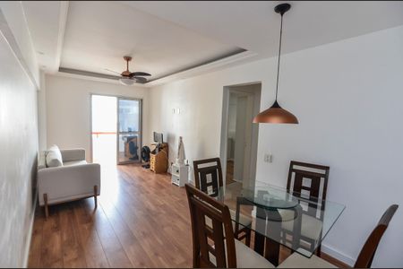 Apartamento à venda com 75m², 3 quartos e 1 vaga Apartamento à venda com 75m², 3 quartos e 1 vagaSala