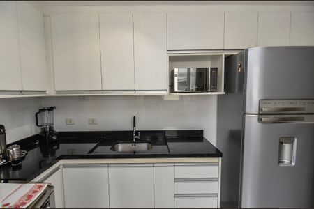 Apartamento à venda com 75m², 3 quartos e 1 vaga Apartamento à venda com 75m², 3 quartos e 1 vagaCozinha