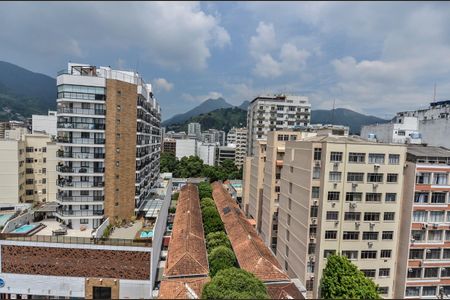 Apartamento à venda com 75m², 3 quartos e 1 vaga Apartamento à venda com 75m², 3 quartos e 1 vagaSala