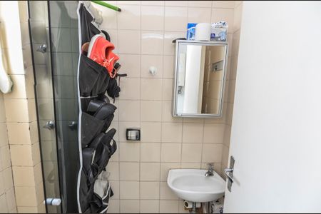 Apartamento à venda com 75m², 3 quartos e 1 vaga Apartamento à venda com 75m², 3 quartos e 1 vagaBanheiro de Serviço