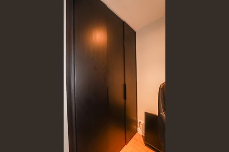 Apartamento à venda com 104m², 2 quartos e 2 vagasEscritório da suite 2