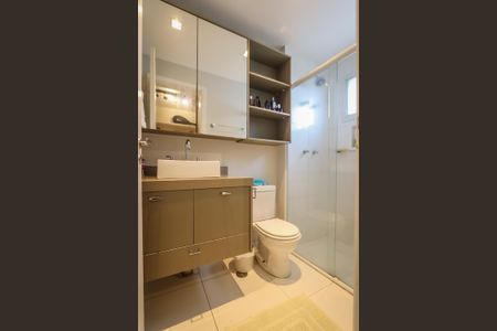 Apartamento à venda com 104m², 2 quartos e 2 vagasBanheiro da Suite 2