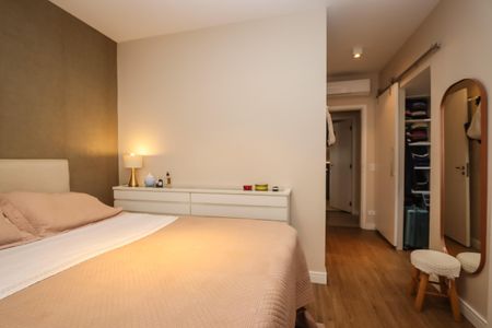 Apartamento à venda com 104m², 2 quartos e 2 vagasSuite