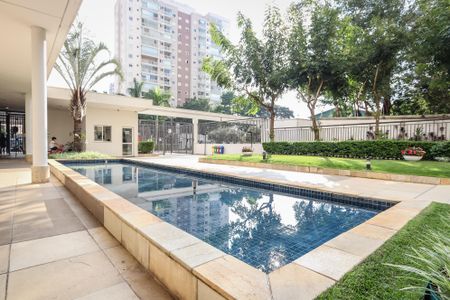 Apartamento à venda com 104m², 2 quartos e 2 vagasÁrea comum - Piscina