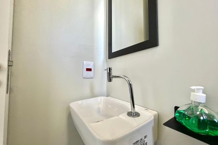 Apartamento à venda com 59m², 2 quartos e 1 vagaBanheiro 2