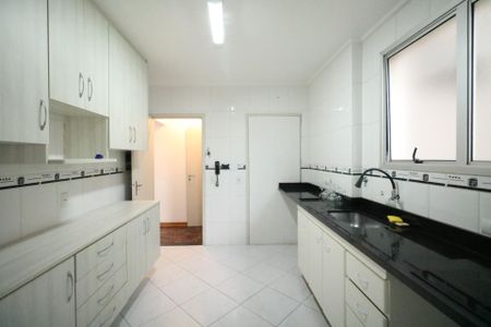 Apartamento para alugar com 73m², 2 quartos e 1 vagaCozinha