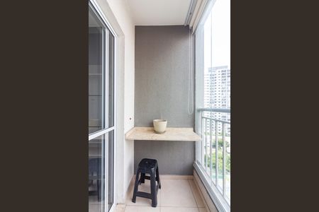 Sacada de apartamento para alugar com 2 quartos, 60m² em Continental, Osasco