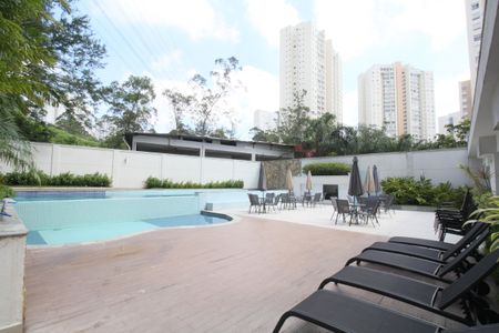 Apartamento para alugar com 78m², 2 quartos e 2 vagasÁrea comum - Piscina