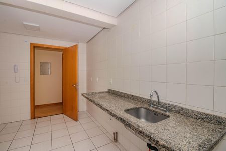 Apartamento para alugar com 107m², 3 quartos e 2 vagas Apartamento para alugar com 107m², 3 quartos e 2 vagasCozinha e Área de Serviço