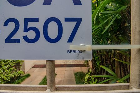 Apartamento para alugar com 107m², 3 quartos e 2 vagas Apartamento para alugar com 107m², 3 quartos e 2 vagasPlaquinha