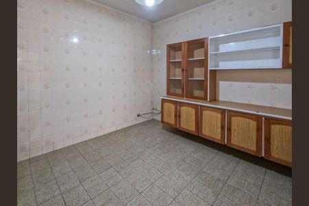 Casa para alugar com 204m², 4 quartos e 3 vagas