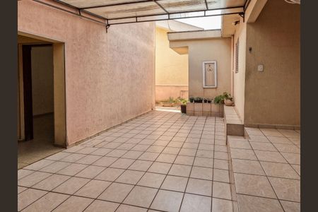 Casa para alugar com 204m², 4 quartos e 3 vagas