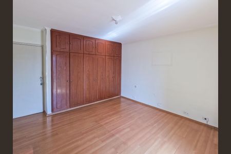 Casa para alugar com 204m², 4 quartos e 3 vagas