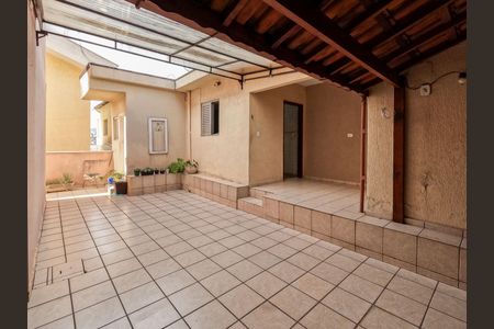 Casa para alugar com 204m², 4 quartos e 3 vagas