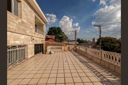 Casa para alugar com 204m², 4 quartos e 3 vagas