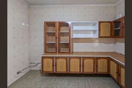 Casa para alugar com 204m², 4 quartos e 3 vagas