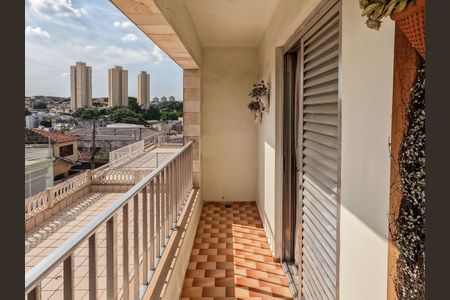 Casa para alugar com 204m², 4 quartos e 3 vagas