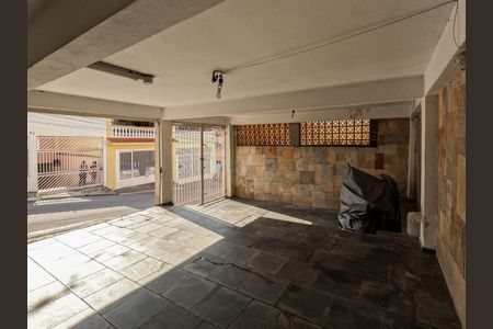 Casa para alugar com 204m², 4 quartos e 3 vagas