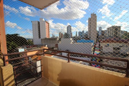 Apartamento para alugar com 116m², 3 quartos e sem vaga