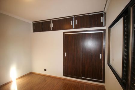 Apartamento para alugar com 116m², 3 quartos e sem vaga