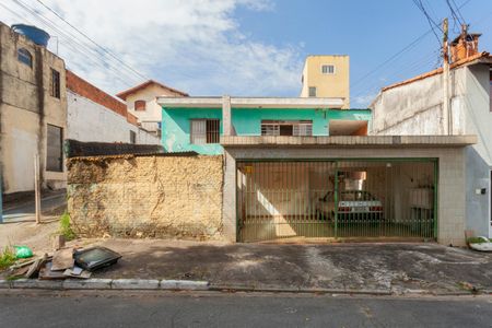 Casa para alugar com 80m², 2 quartos e 1 vagaFachada