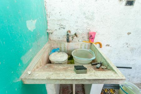 Casa para alugar com 80m², 2 quartos e 1 vagaÁrea de Serviço