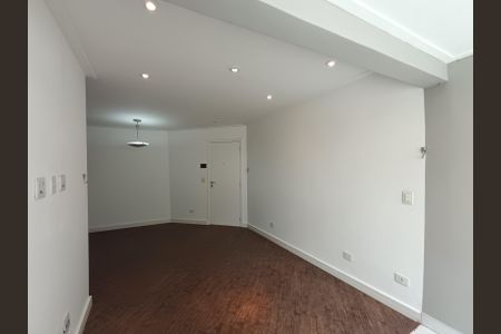Apartamento à venda com 68m², 2 quartos e 1 vaga