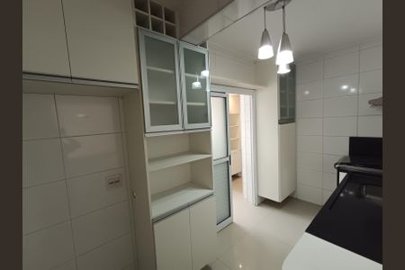 Apartamento à venda com 68m², 2 quartos e 1 vaga