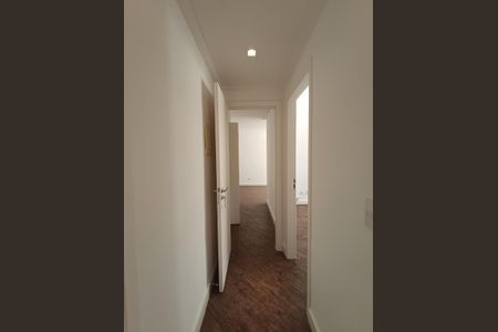 Apartamento à venda com 68m², 2 quartos e 1 vaga