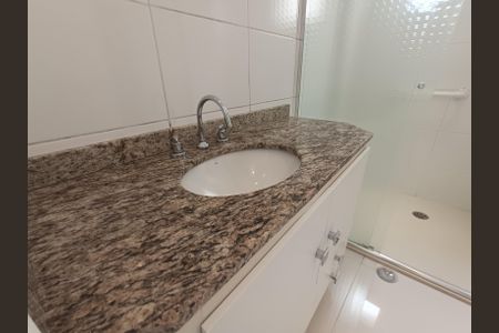 Apartamento à venda com 68m², 2 quartos e 1 vaga
