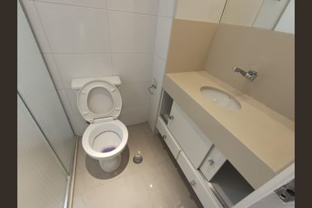 Apartamento à venda com 68m², 2 quartos e 1 vaga