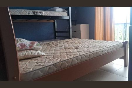Casa de Condomínio para alugar com 7 quartos, 300m² em Canto das Águas, Jacareí