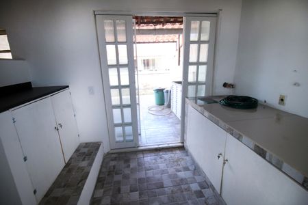 Casa para alugar com 100m², 3 quartos e sem vagaHall da escada