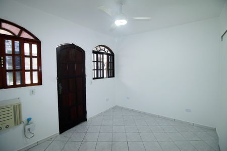 Quarto 2 de casa para alugar com 3 quartos, 100m² em Brás de Pina, Rio de Janeiro