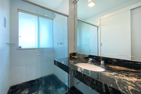 Studio à venda com 29m², 1 quarto e sem vaga Studio à venda com 29m², 1 quarto e sem vagaBanheiro da Suíte