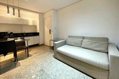 Sala de kitnet/studio à venda com 1 quarto, 29m² em Buritis, Belo Horizonte