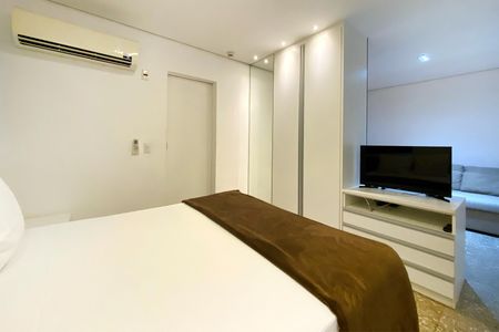 Studio à venda com 29m², 1 quarto e sem vaga Studio à venda com 29m², 1 quarto e sem vagaSuite
