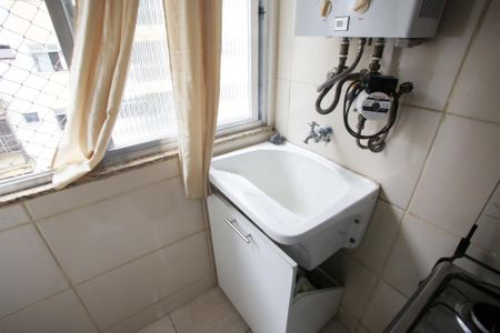 Apartamento para alugar com 58m², 2 quartos e 1 vagaÁrea de Serviço