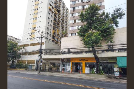 Apartamento para alugar com 58m², 2 quartos e 1 vagaFachada