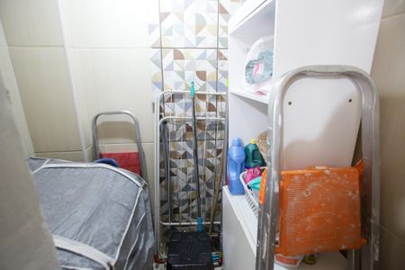 Apartamento para alugar com 58m², 2 quartos e 1 vagaÁrea de Serviço