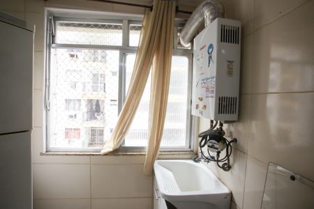 Apartamento para alugar com 58m², 2 quartos e 1 vagaÁrea de Serviço