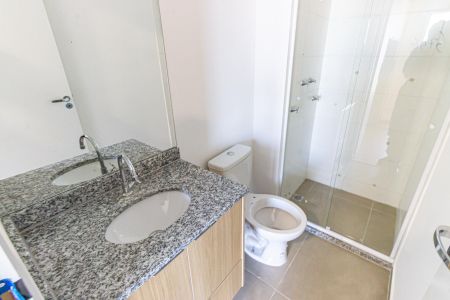 Banheiro de apartamento para alugar com 1 quarto, 26m² em Belenzinho, São Paulo