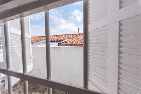 Casa à venda com 250m², 4 quartos e 5 vagas Casa à venda com 250m², 4 quartos e 5 vagasVista do Quarto 2