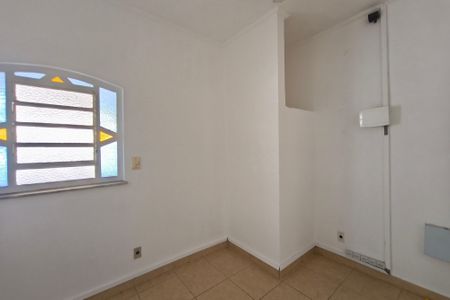 Casa à venda com 250m², 4 quartos e 5 vagas Casa à venda com 250m², 4 quartos e 5 vagasQuarto 4