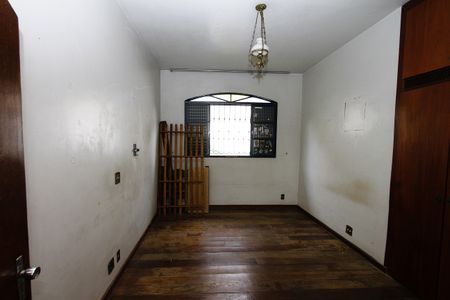 Quarto 1 de casa à venda com 4 quartos, 720m² em Santa Maria, Belo Horizonte